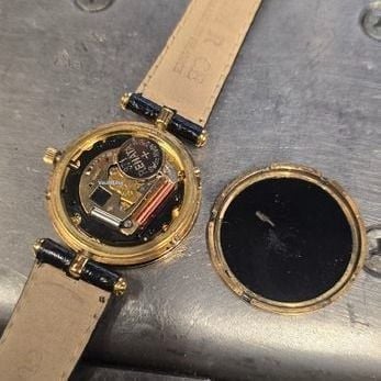 Gucci Moonphase / Vollkalender Swiss Made – Original — watches