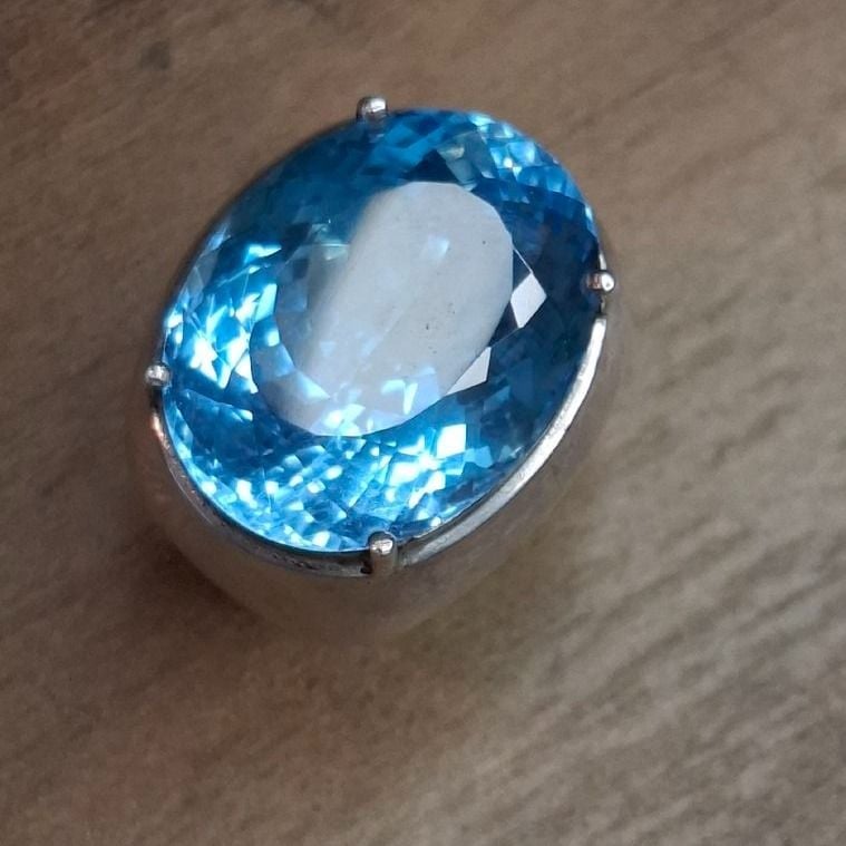 34.66 ct. Swiss Blue Topas Ring – Silber 925 — rings